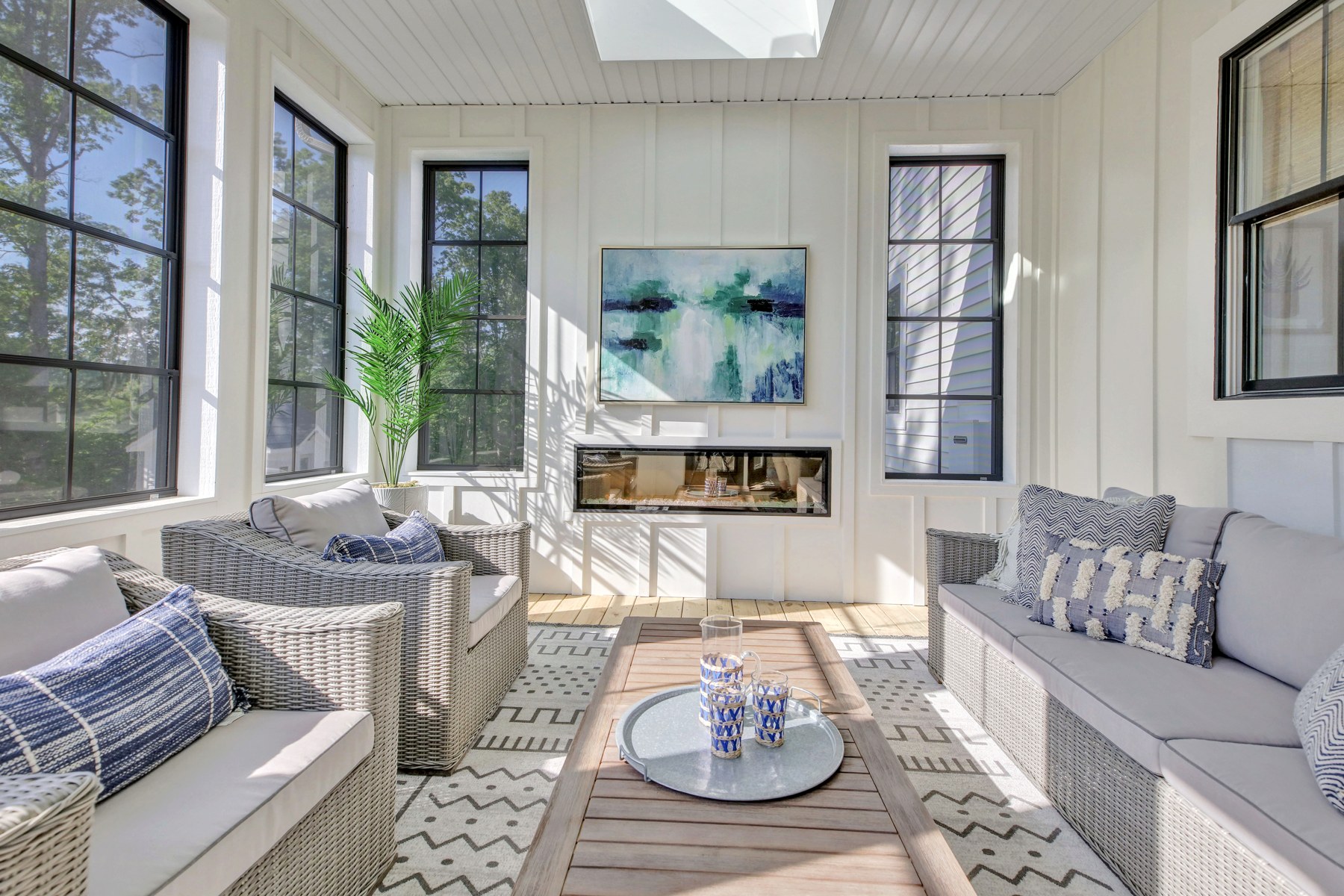 64 Sun Room